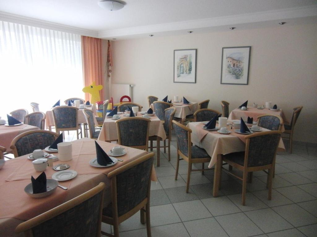 Hotel Heike garni Günzburg Buitenkant foto